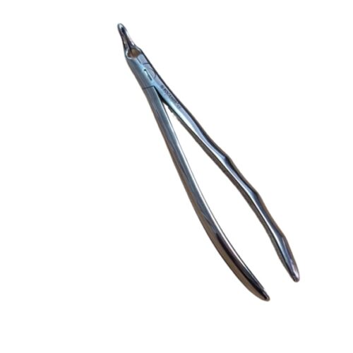 RM Extraction Forceps Extraction of the root fragments from the lower horizontal embedded eighths molars (PC)